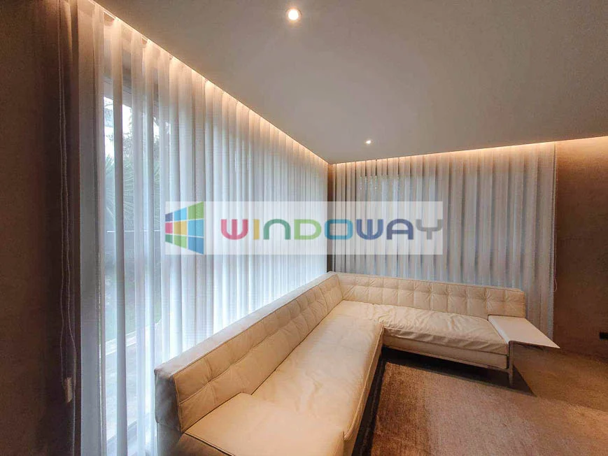 installation-of-window-blinds